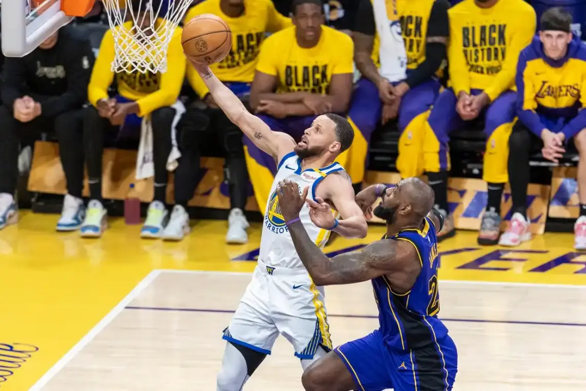 幸运的是, 转向了如今 幸运的是, 转向了如今